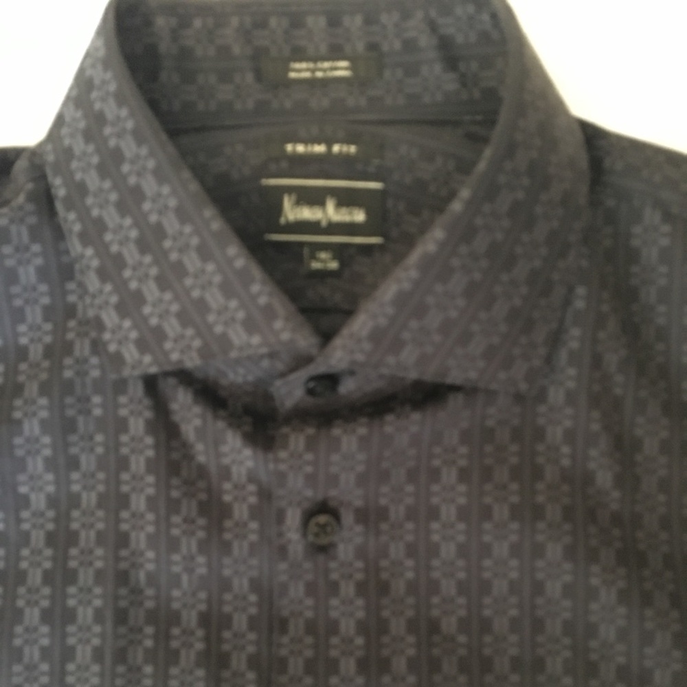 Neiman Marcus dress shirt black trim fit 16 34-35